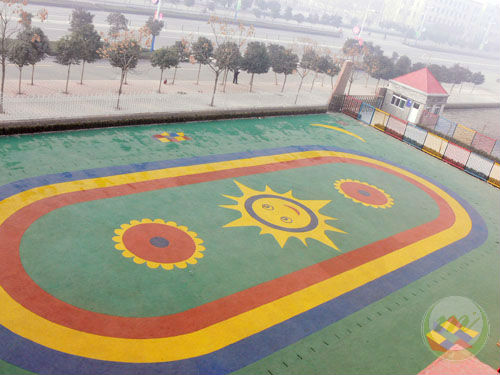 聚氨酯球场地坪工艺流程